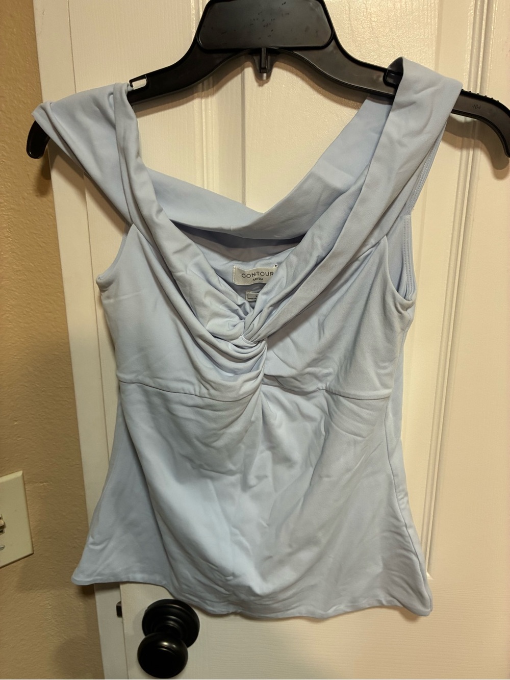 Ariztia Contour top